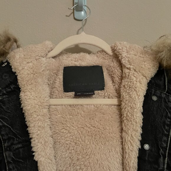 American Eagle XS, Black, Faux Fur lined Jacket with Faux Fur Hoodie - Picture 11 of 12